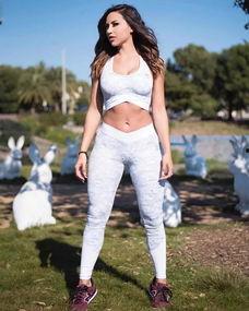 肥臀巨乳老师在线视频,揭秘网络直播的诱惑与风险